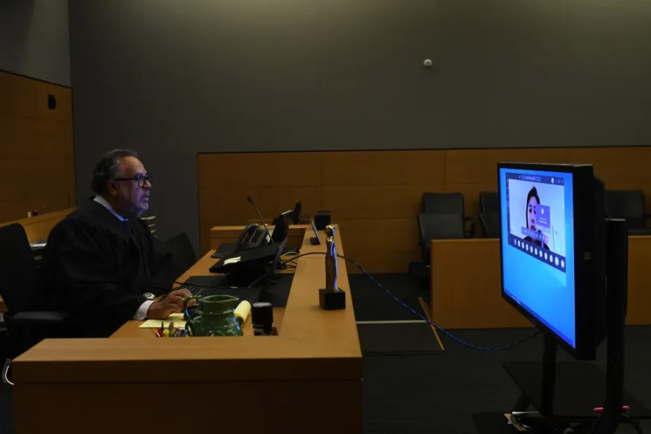 how does virtual court work